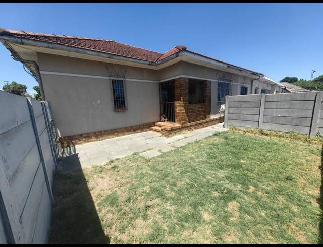 4 BEDROOM HOUSE FOR SALE IN PAROW VALLEY
